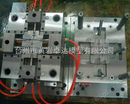 南京电工管件注塑模具开模设计免费制图